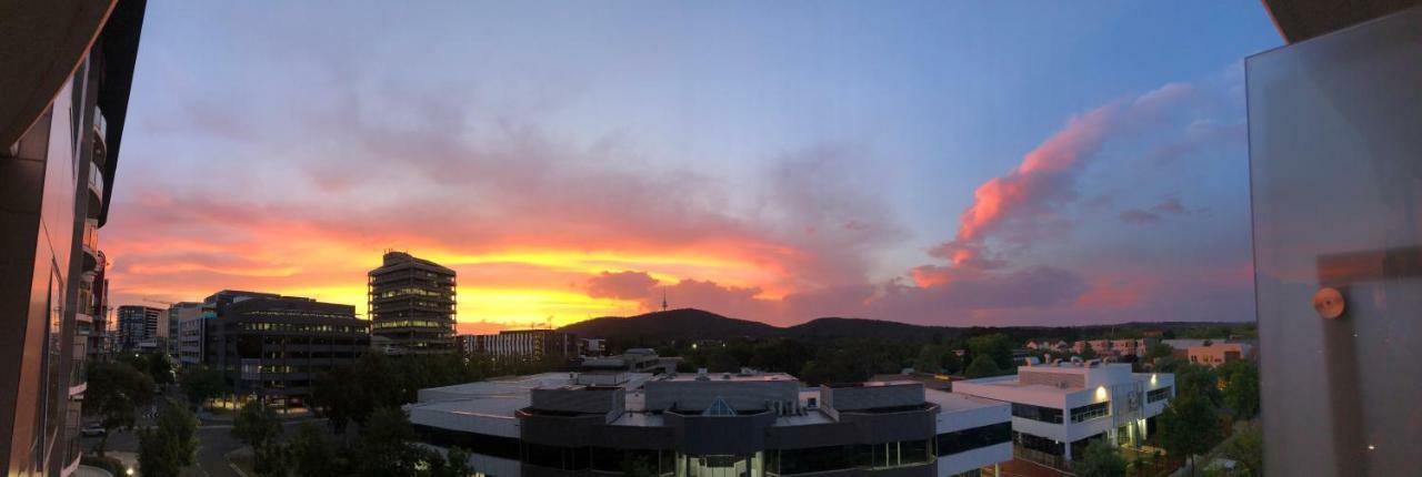Staying Places - The Avenue Canberra Esterno foto