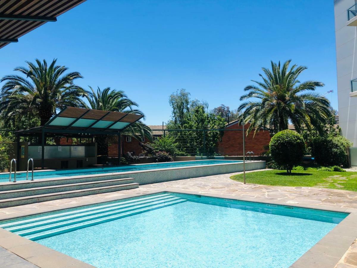 Staying Places - The Avenue Canberra Esterno foto